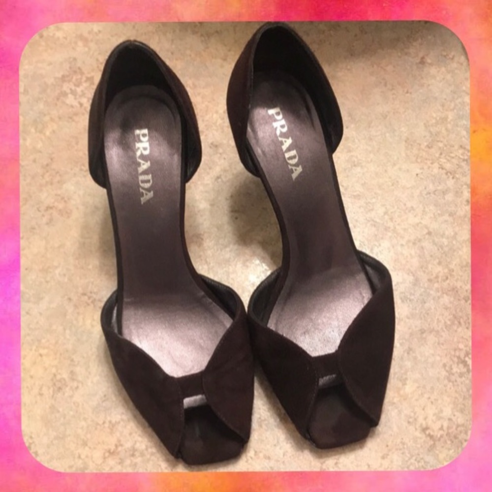 Authentic Prada Heels! 👠